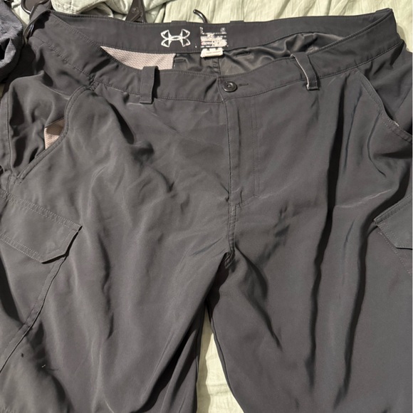 Under Armour Black Hybrid Board shorts - Picture 1 of 1